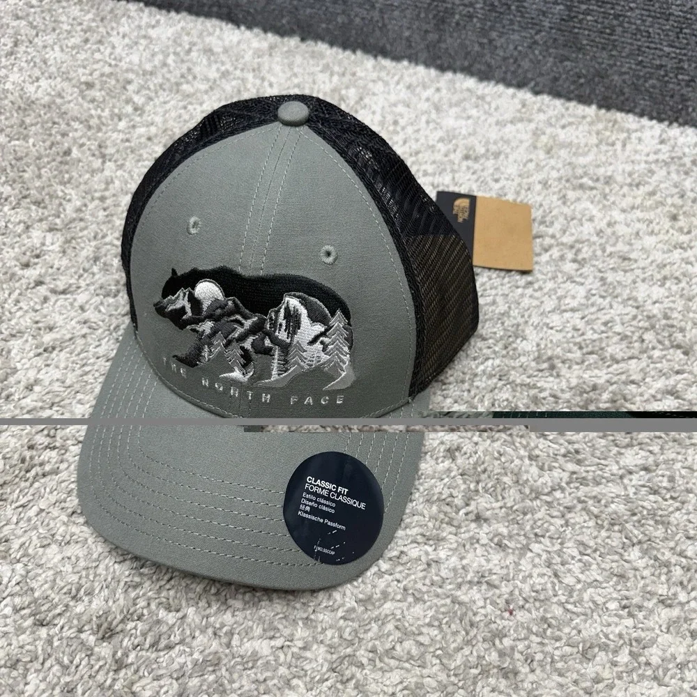 The North Face SnapBack hat cap bear‎ mountain trees gray/black adjustable